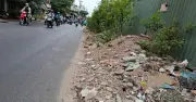 Bãi xà bần tự phát gây mất mỹ quan đô thị trên đường Bình Long