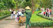 Bình luận xả rác ở Thảo Cầm Viên gây phẫn nộ, cộng đồng mạng lên tiếng