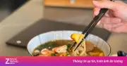 Báo ngoại liệt tiết canh, bánh canh cua vào top món tệ nhất Đông Nam Á