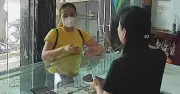 Đã bắt được người phụ nữ cướp tiệm vàng rồi lên xe máy bỏ trốn
