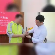 Bắt đầu thí điểm đeo thiết bị giám sát điện tử đối với người nghiện ma túy
