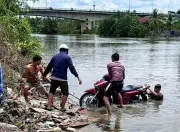 Cà Mau: Phát hiện thi thể nhân viên trường học trôi trên sông, chắc băng