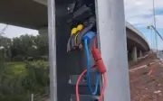 Cao tốc Biên Hòa - Vũng Tàu bị cắt trộm dây điện, nguy cơ mất an toàn giao thông