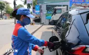 Các hãng xe xác nhận về xăng E10 trước ngày áp dụng toàn quốc