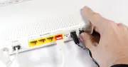 Cách kiểm tra thiết bị đang ngốn Wi-Fi nhà bạn bằng router