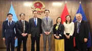 Chủ tịch Đảng Cộng sản Nhật Bản hội kiến Đại sứ Việt Nam tại LHQ