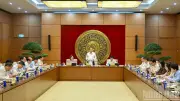 Chủ tịch Quốc hội chủ trì làm việc với Ủy ban Kinh tế và Tài chính