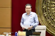 Chủ tịch Quốc hội làm việc với Thường trực Ủy ban Pháp luật và Tư pháp