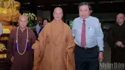 Chủ tịch Quốc hội Trần Thanh Mẫn thăm chúc mừng Đại lễ Phật đản 2026