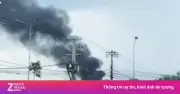 Cháy lớn tại nhà xưởng KCN Đại Đăng TP.HCM, cột khói đen bốc cao hàng chục mét