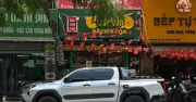 Cơm thố Bách Khoa vẫn đông khách sau phản ánh bếp nhếch nhác