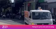 Công an dùng ô tô chuyên dụng chở thí sinh ngủ quên đi thi lớp 10