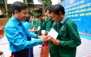 Công ty Cao-su Điện Biên chăm lo đời sống công nhân vùng cao