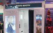 Cảnh báo nguy cơ lộ ảnh cá nhân từ dịch vụ Photobooth công cộng