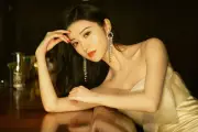 Cảnh Điềm lao đao vì bê bối: rao bán penthouse, nghi vấn mang thai hộ