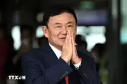 Cựu Thủ tướng Thái Lan Thaksin ra tù sớm, tiếp tục bị quản chế 4 tháng