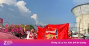CĐV Arsenal ăn mừng cuồng nhiệt tại Hà Nội và TP.HCM