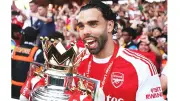 David Raya - bàn tay vàng giúp Arsenal vô địch Premier League sau 22 năm chờ đợi