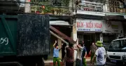 Di dời khẩn cấp các hộ dân sống tại chung cư cũ ở siêu phường