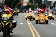 Dân mô tô hừng hực khuấy động đường biển Nha Trang
