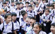 Giá sách giáo khoa lớp 1-12 giảm 13,3% từ năm học 2026-2027