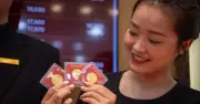 Giá vàng hôm nay 10/5/2026: Thế giới tăng 28 USD, trong nước đi ngang