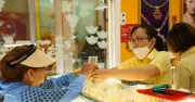 Giá vàng nhảy múa: Xuất hiện dự báo khó tin từ chuyên gia