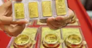 Giá vàng SJC sáng 25/5 giảm 400.000 đồng, vàng thế giới bật tăng