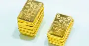 Giá vàng SJC và vàng nhẫn tiếp tục giảm sâu, nhà đầu tư lỗ nặng