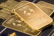 Giá vàng thế giới giảm mạnh do lợi suất trái phiếu Mỹ và USD tăng