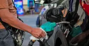 Giá xăng dầu hôm nay 16/5: Dầu diesel giảm mạnh 1.562 đồng/lít từ đỉnh