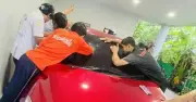 Giải cứu bé gái bị bỏ quên trong ô tô đóng kín cửa ở Phuket