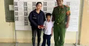 Học sinh lớp 2 nhặt được 5 triệu đồng, mang đến công an trả lại