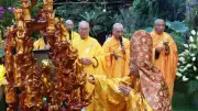 Hàng nghìn Phật tử tham gia lễ Mộc dục và rước Phật tại Huế