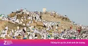 Hàng nghìn tín đồ Hồi giáo hành hương dưới nắng nóng 44 độ C tại núi Arafat