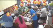Đại lý vé số Cần Thơ đổi thưởng hơn 3,6 tỉ đồng, khách vây kín gây sốt