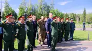 Đại tướng Phan Văn Giang thăm Đài tưởng niệm chiến sĩ Việt Nam tại Nga