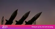 Iran thu nhiều vũ khí Mỹ, tàu thương mại qua Hormuz tăng mạnh