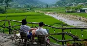 Khách Hà Nội đi 220km đến nơi nghe tên đã hạnh phúc để tắm suối, ăn món ngon