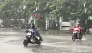 Không khí lạnh tràn về Bắc Bộ, Hà Nội chuyển mát từ đêm 7/5