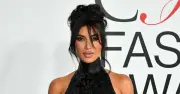 Kim Kardashian rao bán tủ đồ hàng hiệu triệu đô để gây quỹ từ thiện