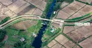 Kênh chìm Sơn Tịnh ô nhiễm nặng, người dân sống chung với mùi hôi suốt nhiều năm