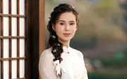 Lý Nhược Đồng gây sốc với vóc dáng săn chắc và làn da trẻ trung ở tuổi 59