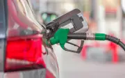 Lai Châu: Bắt giám đốc cửa hàng Petrolimex vì bán dầu giả, tham ô tài sản