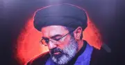 Lãnh tụ tối cao Iran tuyên bố các nước Vùng Vịnh không còn che chắn cho Mỹ