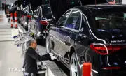 Mỹ tăng thuế quan ô tô nhập khẩu từ EU lên 25%