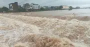 Mưa lớn kéo dài gây ngập lụt, sạt lở đất tại Quảng Ninh