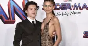 Matt Damon kể chuyện Tom Holland ghen tị với Zendaya trên trường quay The Odyssey