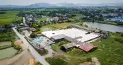 Mùi khét từ nhà máy gạch ép nhựa khiến dân thôn Lữ Đô khốn khổ
