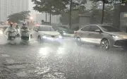 Miền Bắc đón không khí lạnh mới, mưa dông trên diện rộng
